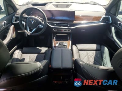 Zdjęcie 8 z 12 samochodu: 2026 BMW X5 XDRIVE40I VIN:5UX23EU08T9254819 - miniatura