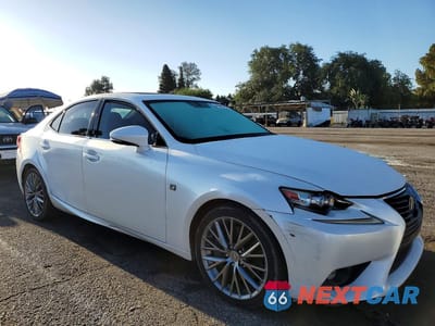 Czwarte zdjęcie samochodu z boku: 2016 LEXUS IS 200T VIN:JTHBA1D22G5004439 - miniatura