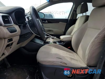 Zdjęcie 7 z 12 samochodu: 2017 KIA SORENTO LX VIN:5XYPGDA38HG263093 - miniatura
