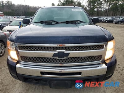 Piąte zdjęcie samochodu w środku: 2011 CHEVROLET SILVERADO K1500 LT VIN:1GCRKSE3XBZ406043 - miniatura