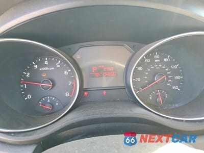 Zdjęcie 9 z 12 samochodu: 2016 KIA SEDONA LX VIN:KNDMB5C16G6191444 - miniatura