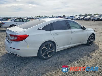 Trzecie zdjęcie samochodu z tyłu: 2018 HONDA ACCORD SPORT VIN:1HGCV1F37JA157110 - miniatura