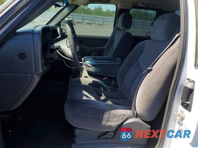Zdjęcie 7 z 12 samochodu: 2005 GMC NEW SIERRA C1500 VIN:2GTEC19TX51311494 - miniatura