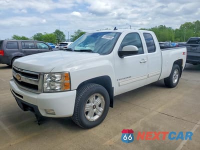 2009 CHEVROLET SILVERADO K1500 LTZ 2GCEK390091108012 - główne zdjęcie licytacji z USA - miniatura