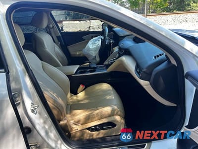 Piąte zdjęcie samochodu w środku: 2021 ACURA TLX VIN:19UUB5F37MA000721 - miniatura
