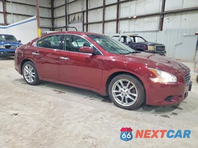 Czwarte zdjęcie samochodu z boku: 2010 NISSAN MAXIMA 3.5 S VIN:1N4AA5AP3AC829371 - miniatura