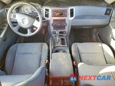 Zdjęcie 8 z 13 samochodu: 2008 JEEP GRAND CHEROKEE LAREDO VIN:1J8GR48K98C119427 - miniatura