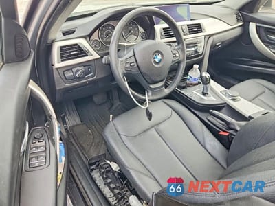Zdjęcie 8 z 12 samochodu: 2018 BMW 320 XI VIN:WBA8A3C54JA357991 - miniatura