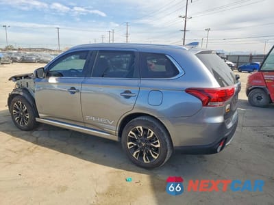 Drugie zdjęcie samochodu z przodu: 2018 MITSUBISHI OUTLANDER SE VIN:JA4J24A55JZ054952 - miniatura