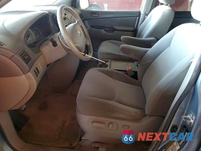 Zdjęcie 7 z 13 samochodu: 2005 TOYOTA SIENNA LE 7 PASSENGER VIN:5TDZA23C85S343245 - miniatura