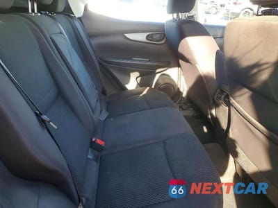 Zdjęcie 11 z 12 samochodu: 2017 NISSAN ROGUE SPORT S VIN:JN1BJ1CP5HW033074 - miniatura