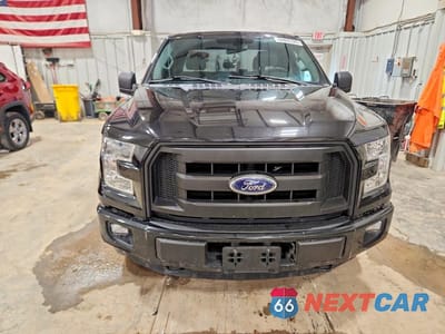 Piąte zdjęcie samochodu w środku: 2015 FORD F150 SUPER CAB VIN:1FTEX1EP9FKF20708 - miniatura