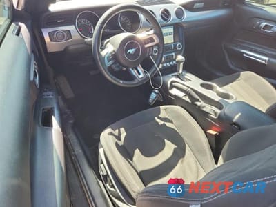 Zdjęcie 8 z 12 samochodu: 2019 FORD MUSTANG VIN:1FA6P8TH1K5175438 - miniatura