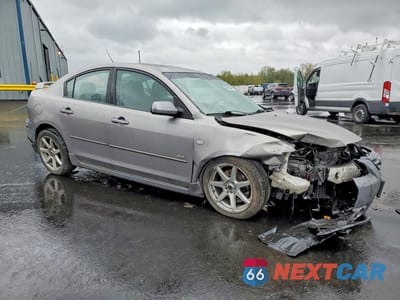 Czwarte zdjęcie samochodu z boku: 2006 MAZDA 3 S VIN:JM1BK323561414423 - miniatura