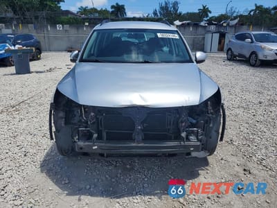 Piąte zdjęcie samochodu w środku: 2018 VOLKSWAGEN TIGUAN LIMITED VIN:WVGBV7AX6JK000164 - miniatura
