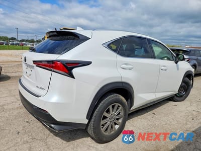 Trzecie zdjęcie samochodu z tyłu: 2019 LEXUS NX 300 BASE VIN:JTJBARBZ5K2181025 - miniatura