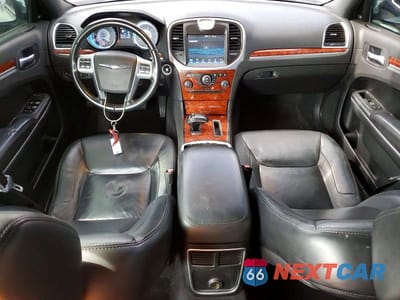 Zdjęcie 8 z 11 samochodu: 2012 CHRYSLER 300 LIMITED VIN:2C3CCACG8CH249329 - miniatura