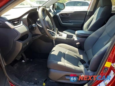Zdjęcie 7 z 12 samochodu: 2020 TOYOTA RAV4 LE VIN:2T3F1RFV6LW112414 - miniatura