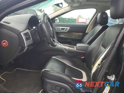 Zdjęcie 7 z 12 samochodu: 2013 JAGUAR XF SUPERCHARGED VIN:SAJWA0HE8DMS64879 - miniatura