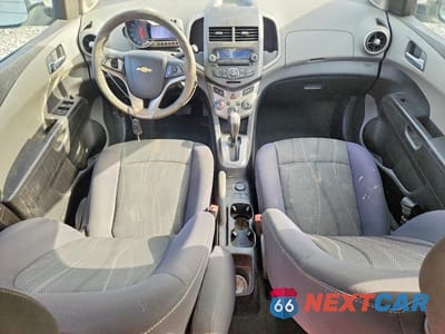 Zdjęcie 8 z 11 samochodu: 2013 CHEVROLET SONIC LT VIN:1G1JC5SH4D4136845 - miniatura