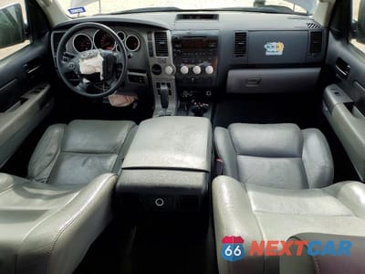 Zdjęcie 8 z 14 samochodu: 2010 TOYOTA TUNDRA CREWMAX SR5 VIN:5TFEY5F14AX095053 - miniatura