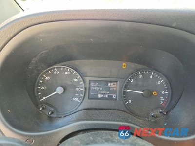 Zdjęcie 9 z 12 samochodu: 2017 MERCEDES-BENZ METRIS VIN:WD3PG2EA9H3210513 - miniatura