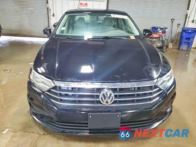 Piąte zdjęcie samochodu w środku: 2019 VOLKSWAGEN JETTA S VIN:3VWC57BU7KM154158 - miniatura