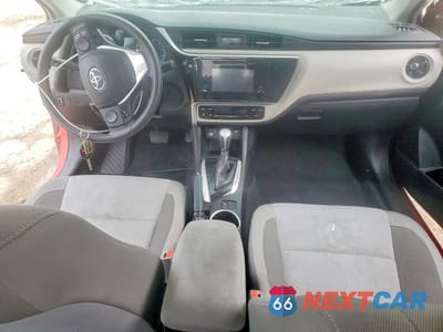 Zdjęcie 8 z 12 samochodu: 2019 TOYOTA COROLLA LE VIN:2T1BURHEXKC212883 - miniatura