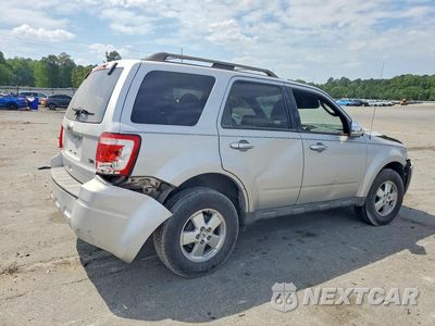 Trzecie zdjęcie samochodu z tyłu: 2011 FORD ESCAPE XLT VIN:1FMCU0DG7BKA52902 - miniatura