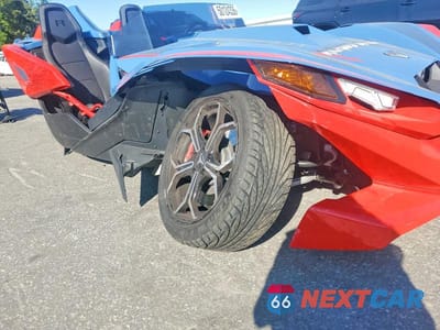 Zdjęcie 9 z 10 samochodu: 2025 POLARIS SLINGSHOT R VIN:57XAARHB5S8167218 - miniatura