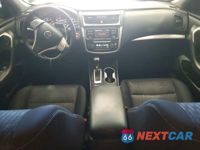 Zdjęcie 8 z 13 samochodu: 2018 NISSAN ALTIMA 2.5 SV VIN:1N4AL3AP7JC263004 - miniatura