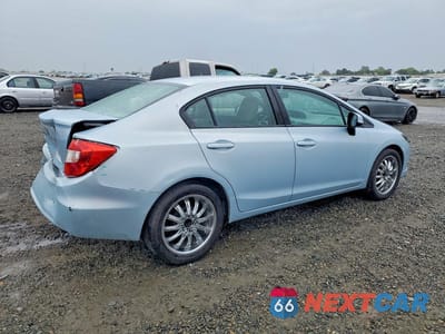 Trzecie zdjęcie samochodu z tyłu: 2012 HONDA CIVIC LX VIN:19XFB2F56CE352708 - miniatura