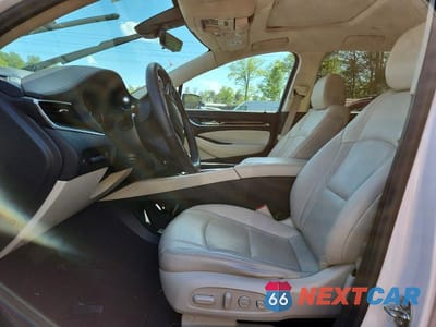 Zdjęcie 7 z 13 samochodu: 2022 BUICK ENCLAVE PREMIUM VIN:5GAEVBKWXNJ151001 - miniatura