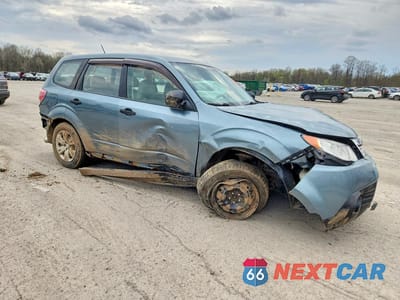 Czwarte zdjęcie samochodu z boku: 2010 SUBARU FORESTER 2.5X VIN:JF2SH6AC8AH723676 - miniatura