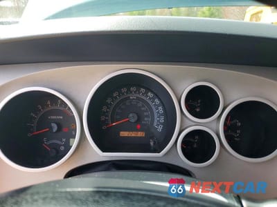 Zdjęcie 9 z 11 samochodu: 2008 TOYOTA TUNDRA SR5 VIN:5TFBT54198X010416 - miniatura