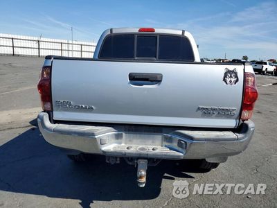 Zdjęcie 6 z 13 samochodu: 2006 TOYOTA TACOMA DOUBLE CAB PRERUNNER VIN:5TEJU62N56Z258527 - miniatura