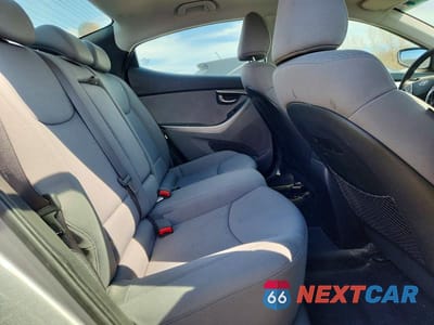 Zdjęcie 10 z 11 samochodu: 2011 HYUNDAI ELANTRA GLS VIN:KMHDH4AE6BU167708 - miniatura