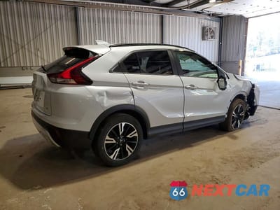 Trzecie zdjęcie samochodu z tyłu: 2024 MITSUBISHI ECLIPSE CROSS SE VIN:JA4ATWAA7RZ023042 - miniatura