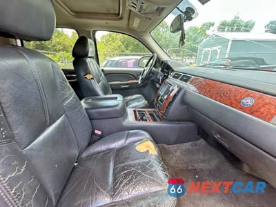 Piąte zdjęcie samochodu w środku: 2007 CHEVROLET TAHOE K1500 VIN:1GNFK13057J391082 - miniatura