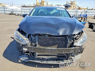 Piąte zdjęcie samochodu w środku: 2018 HYUNDAI ELANTRA VALUE EDITION VIN:5NPD84LF2JH332110 - miniatura