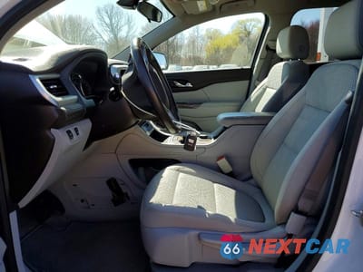 Zdjęcie 7 z 14 samochodu: 2020 GMC ACADIA SLE VIN:1GKKNRL40LZ101623 - miniatura