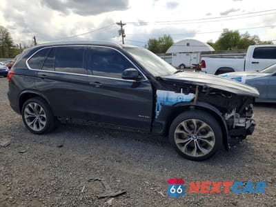 Czwarte zdjęcie samochodu z boku: 2018 BMW X5 SDRIVE35I VIN:5UXKR2C57J0Z21052 - miniatura