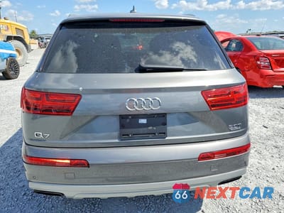 Zdjęcie 6 z 13 samochodu: 2017 AUDI Q7 VIN:WA1LAAF7XHD033655 - miniatura