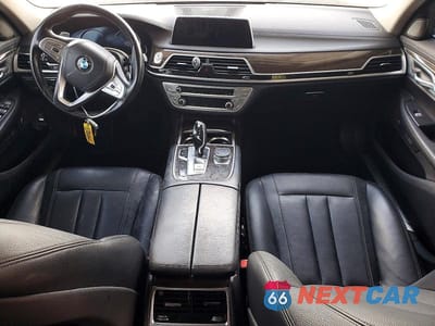 Zdjęcie 8 z 12 samochodu: 2018 BMW 740 I VIN:WBA7E2C51JG742478 - miniatura