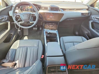 Zdjęcie 8 z 14 samochodu: 2024 AUDI Q8 E-TRON PREMIUM PLUS VIN:WA15AAGE2RB050596 - miniatura