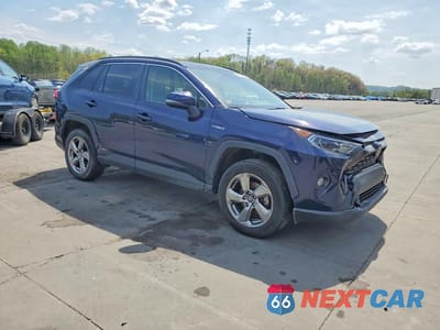 Czwarte zdjęcie samochodu z boku: 2021 TOYOTA RAV4 HYBRID XLE PREMIUM VIN:JTMB6RFV0MD011495 - miniatura
