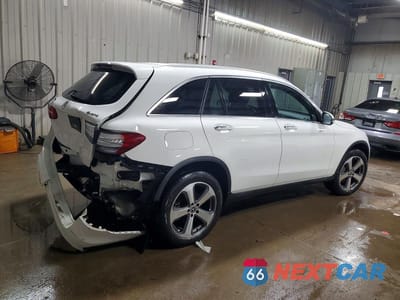 Trzecie zdjęcie samochodu z tyłu: 2019 MERCEDES-BENZ GLC 300 4MATIC VIN:WDC0G4KB0KF622013 - miniatura