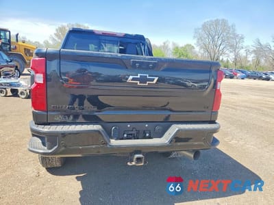 Zdjęcie 6 z 12 samochodu: 2023 CHEVROLET SILVERADO K3500 LT VIN:1GC4YTEY0PF240781 - miniatura