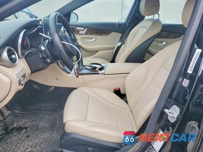 Zdjęcie 7 z 12 samochodu: 2015 MERCEDES-BENZ C 300 4MATIC VIN:55SWF4KB0FU019719 - miniatura
