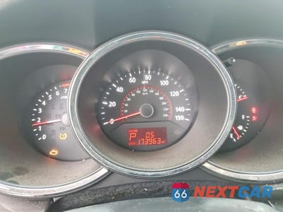 Zdjęcie 9 z 13 samochodu: 2014 KIA SORENTO EX VIN:5XYKUDA27BG023387 - miniatura